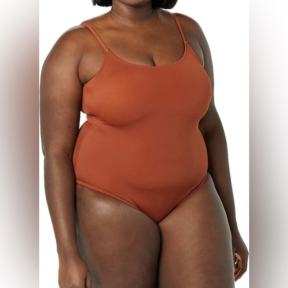 Amazon Essentials Thin Strap Scoop Neck One-Piece Swimsuit – Brown (Size M) - Picture 4 of 9